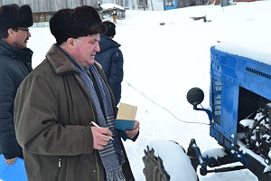 В Канашском районе продолжается проверка готовности сельскохозяйственной техники к весенне-полевым работам 2012 года